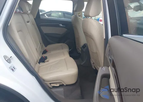 2015 Audi Q5 2.0T Premium z USA, uszkodzony, nr VIN WA1LFAFP9FA045487